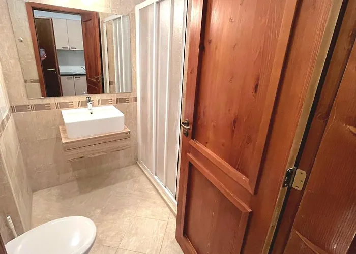 Luxury - Incl Wellness 아파트호텔 반스코